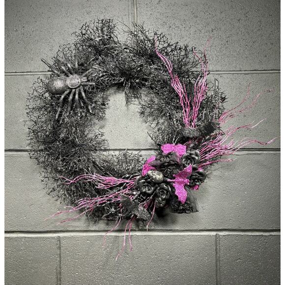 Halloween Wreath Black Purple Spiders Skulls Front Door Decor Handmade 20 Inch - Picture 2 of 7